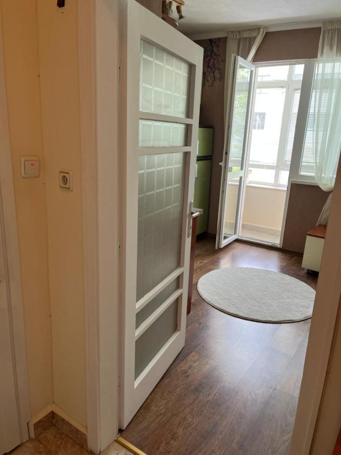 Apartment Acacia Varna Extérieur photo