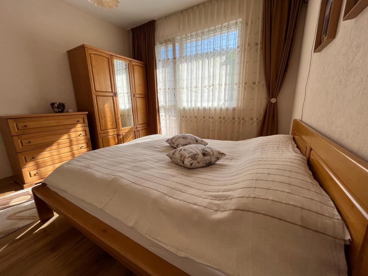 Apartment Acacia Varna Extérieur photo